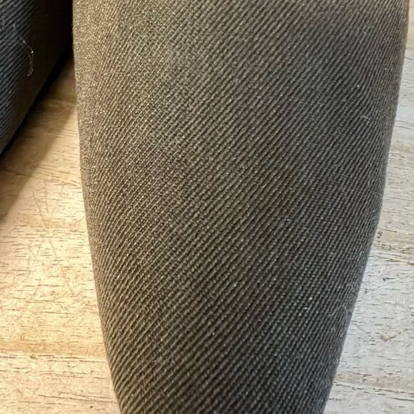 Yves Saint Laurent heels size 6.5 - Picture 5 of 14